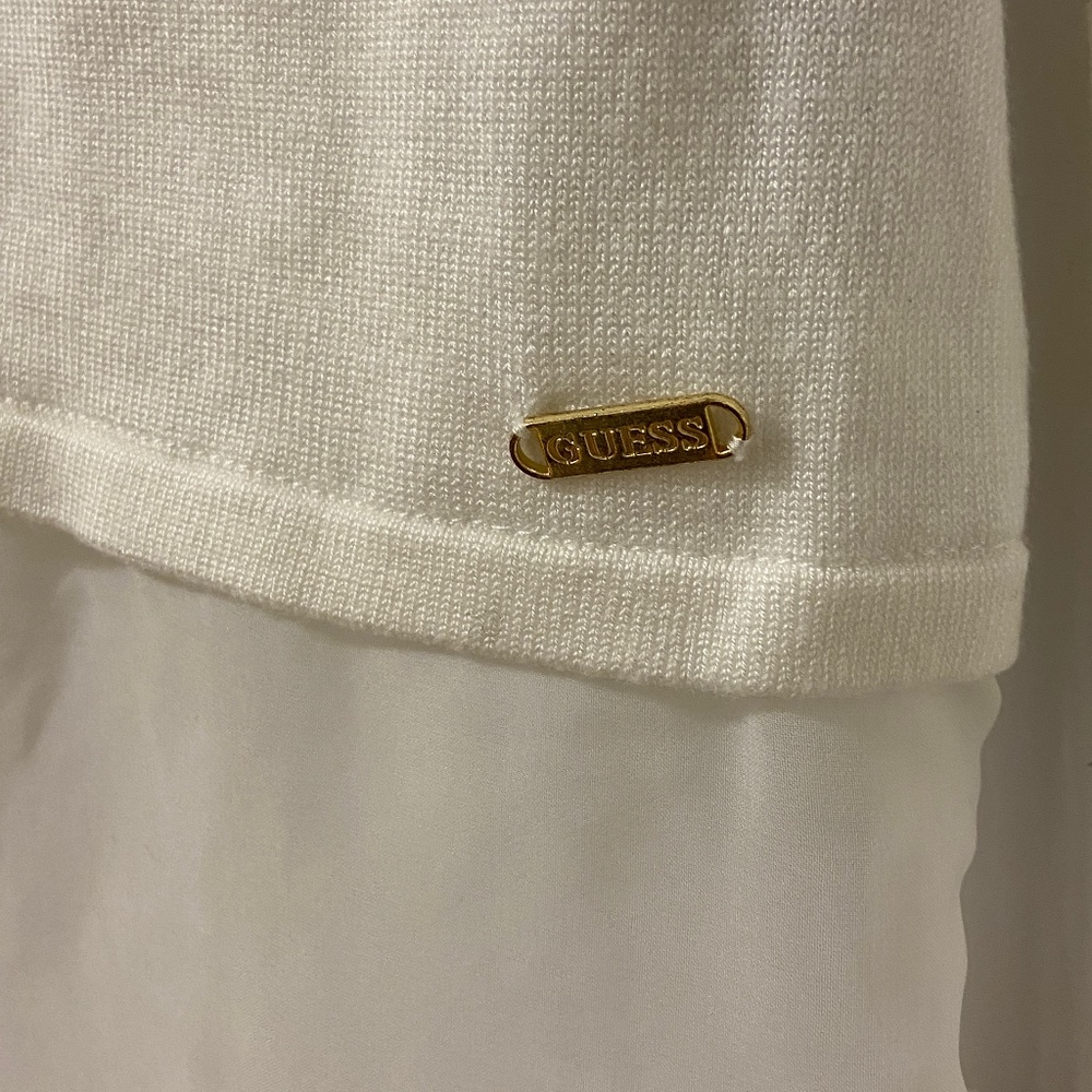 Guess Pullover Sweater with Chiffon Trim size Medium - Picture 10 of 10